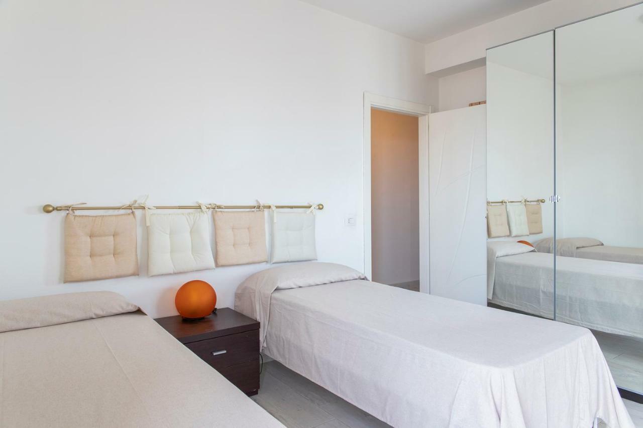 Appartamento Alex Vista Mare Lido di Camaiore Ngoại thất bức ảnh