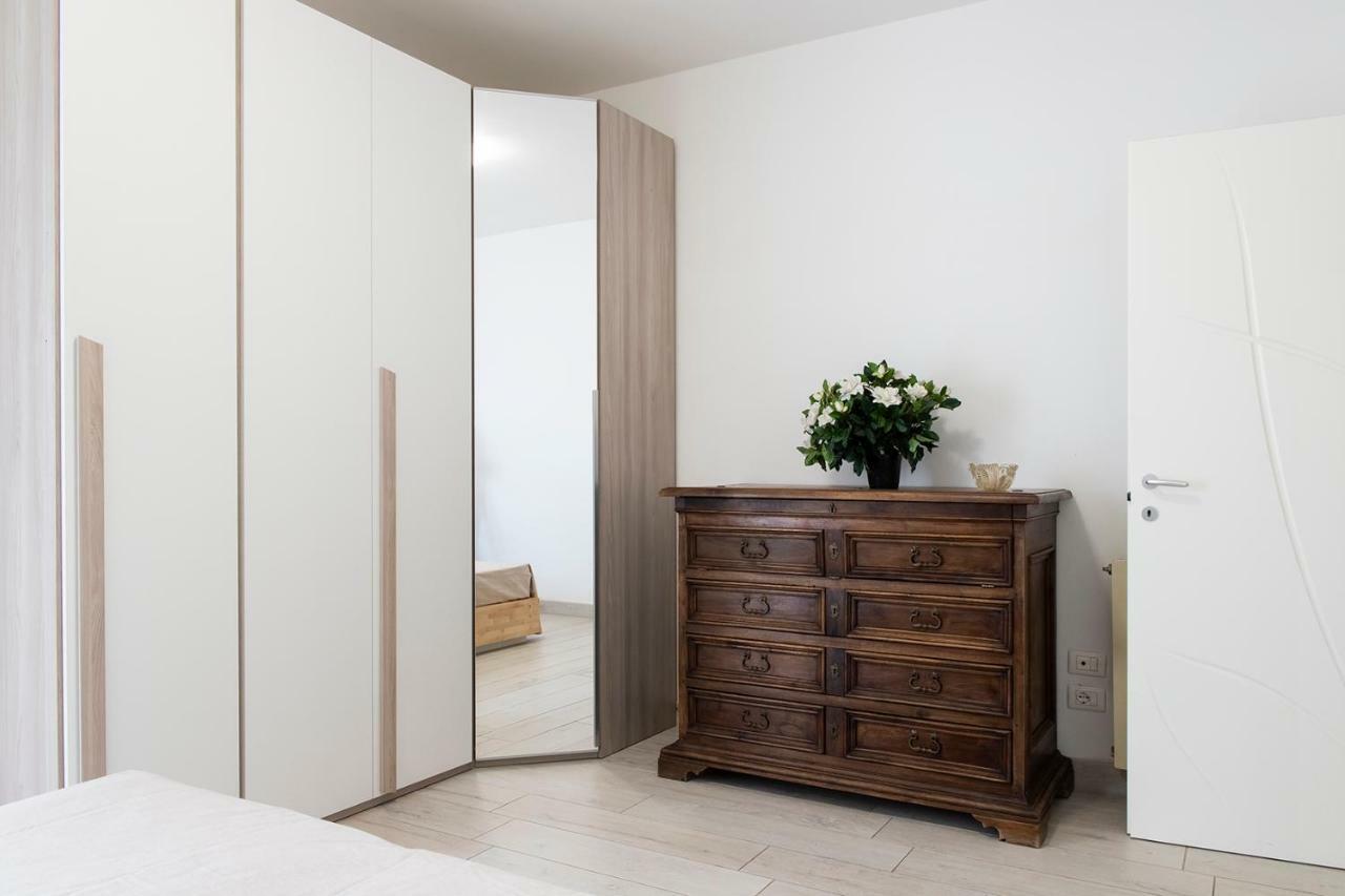 Appartamento Alex Vista Mare Lido di Camaiore Ngoại thất bức ảnh